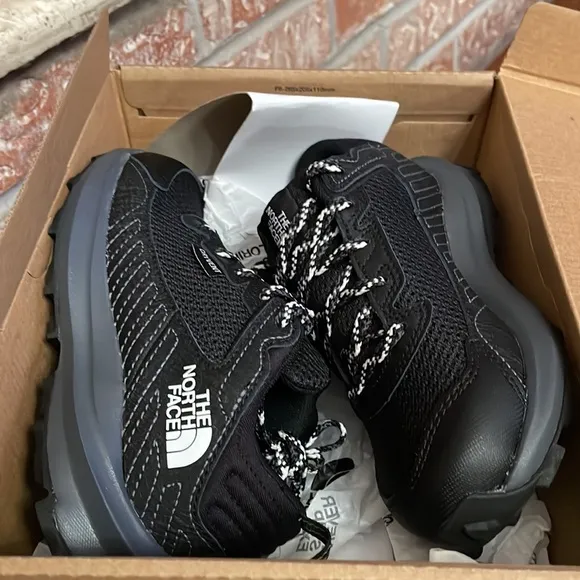 The North Face Youth Fastpack hiker WP TNF Black DryVent