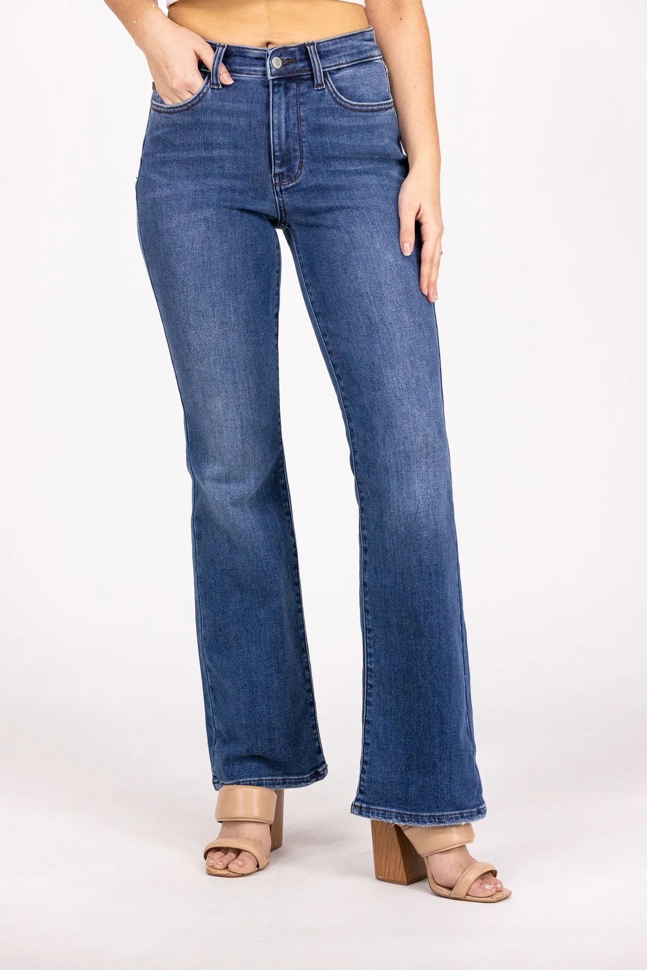 The Paula from Judy Blue: Mid-Rise Thermal Bootcut Denim *Final Sale*