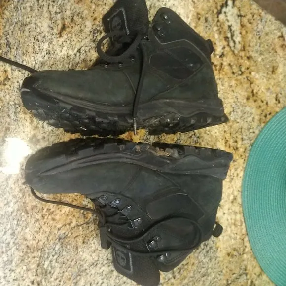 Timberland Men's Mt.Maddsen WP Mid Hiking Boots Black 2731R SIZE 9.5