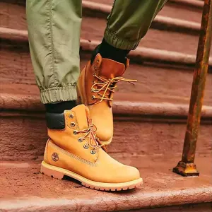 Timberland Premium Wheat Nubuck Hiking Boots Size 7