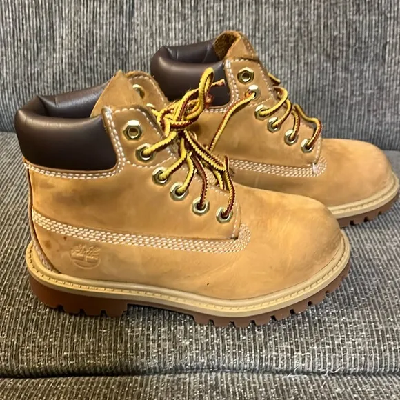 Timberland Toddler 10M premium 6 inch waterproof boot wheat nubuck  TB12809713