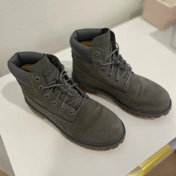 Timberland Tornado Gray Premium Waterproof Leather Boots Women's Size 7