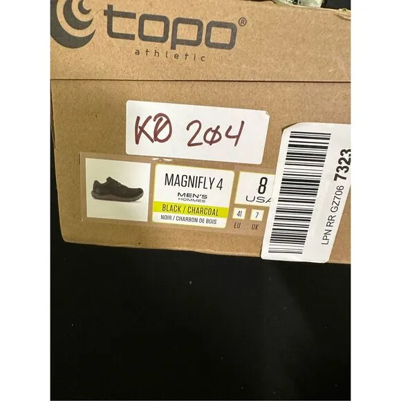 Topo Athletic Magnifly 4 Black Charcoal Running Shoes Sneakers 8