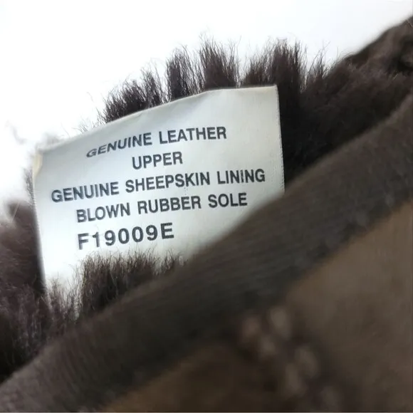 Ugg Australia CLASSIC TALL CHOCOLATE Boots Womens Brown Suede Winter Size 8W