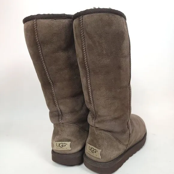 Ugg Australia CLASSIC TALL CHOCOLATE Boots Womens Brown Suede Winter Size 8W