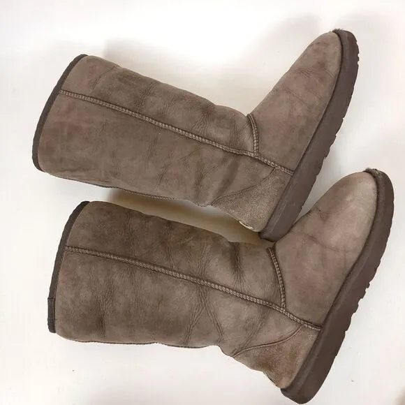 Ugg Australia CLASSIC TALL CHOCOLATE Boots Womens Brown Suede Winter Size 8W