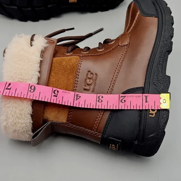 UGG Butte II CWR Kids size 1 brown lace up boots rain winter waterproof