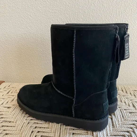 UGG classic short logo zip snow rain waterproof boots 7 black