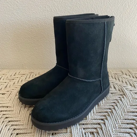 UGG classic short logo zip snow rain waterproof boots 7 black