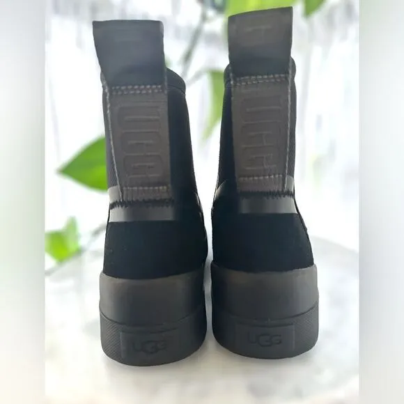UGG Classic Tech Mini Waterproof Suede Winter Boots Size 5