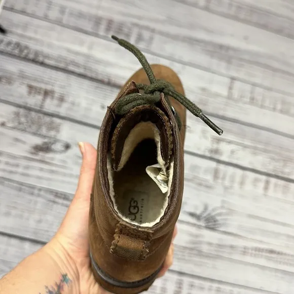 Ugg denhali hiker ankle boots size 8.5