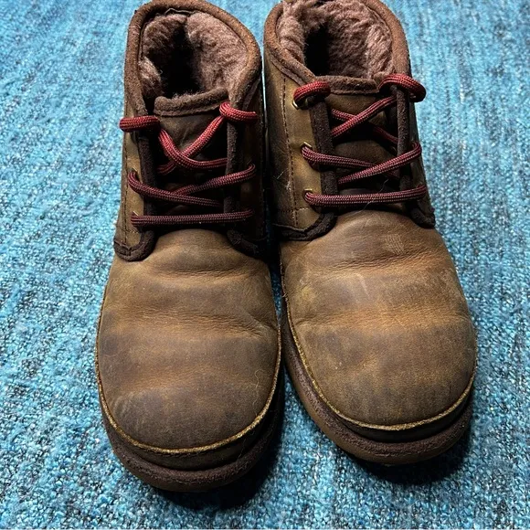 UGG Kids Neumel 11 Waterproof Leather Lace Up Boots in Brown