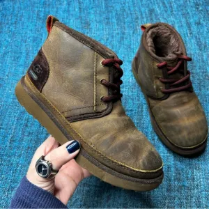 UGG Kids Neumel 11 Waterproof Leather Lace Up Boots in Brown