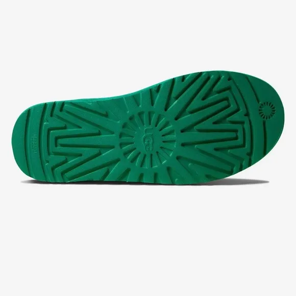 UGG Neumel Classic Emerald Green Women’s Chukka Boots Size 7 NWT