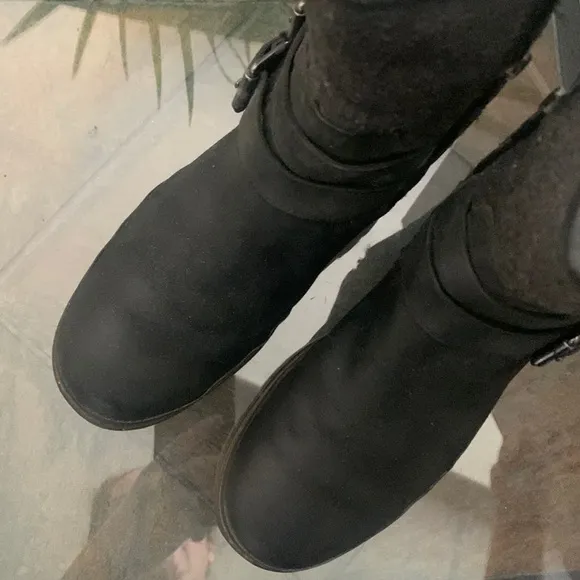 UGG Simmens Waterproof Leather Boots