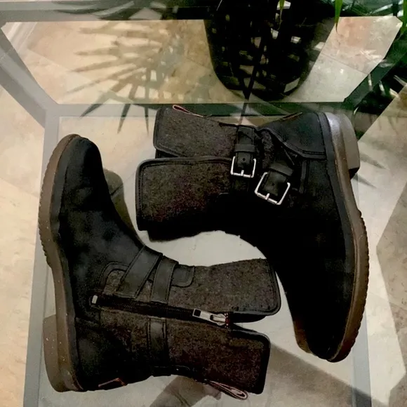 UGG Simmens Waterproof Leather Boots