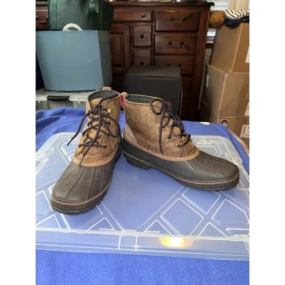 UGG Waterproof Zetik Leather Duck Boots Men’s Brown Tan Tops 1017304 Sz 9