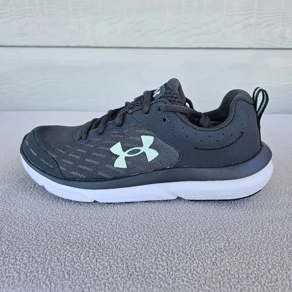 Under Armour Black and White Sneakers with Breathable Mesh and Cushioned Sole
