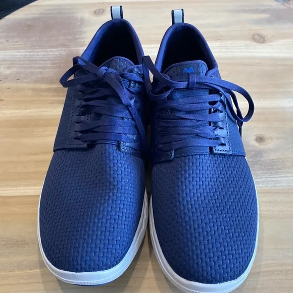Under Armour Charged Blue Running Shoes 1302497-401 Men's Size 9