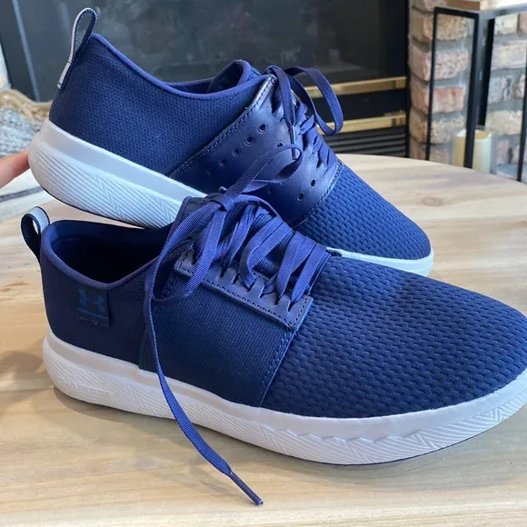 Under Armour Charged Blue Running Shoes 1302497-401 Men's Size 9