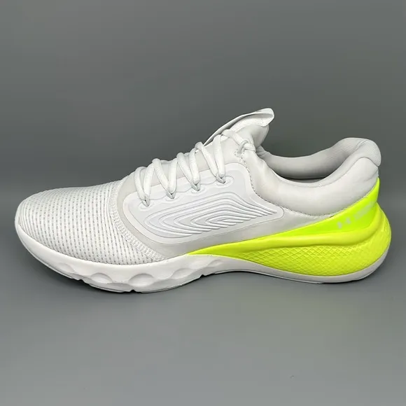 Under Armour Charged Vantage 2 Running Shoes Men’s Sz 10.5