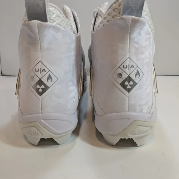 Under Armour Shoes Mens 13  Highlight Hammer Football Cleats Sneakers White