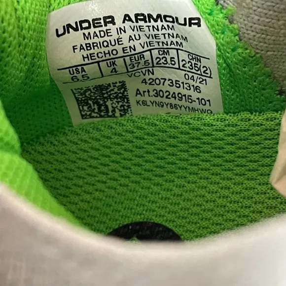 Under Armour Tribase Low Womens Running Shoes Grey Green 3024915-101 NEW Sz 6.5