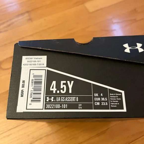 Under armour youth running shoes UA Assert 8
