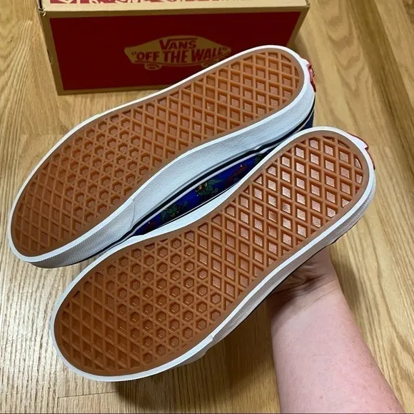 Vans Ward Dragon Explorer Sneakers Shoes NEW 7 Youth Kids
