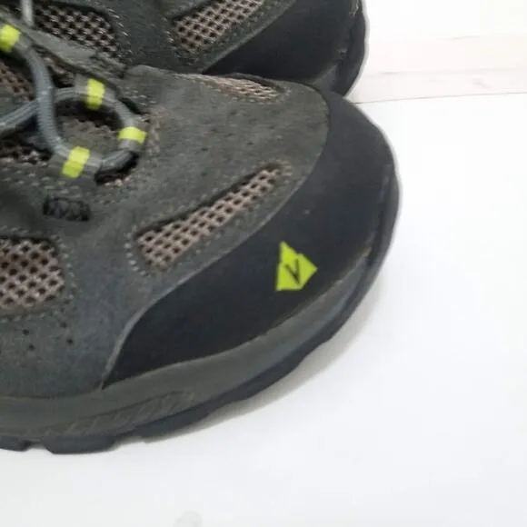Vasque Breeze 2.0 Hiking Boots Size 5 Youth