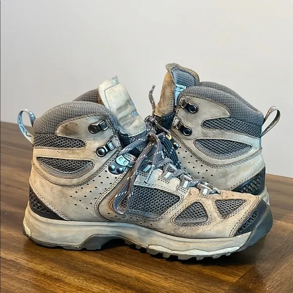 Vasque Breeze III GTX Mid Womens Boots Size 9.5M Brown Waterproof Hiking 7195M