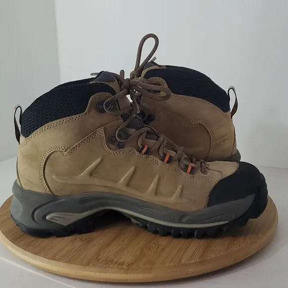 Vasque Men's Hiking Boots 7442 M 04 Vibram Soles Men's Size 7.5M