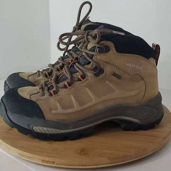 Vasque Men's Hiking Boots 7442 M 04 Vibram Soles Men's Size 7.5M