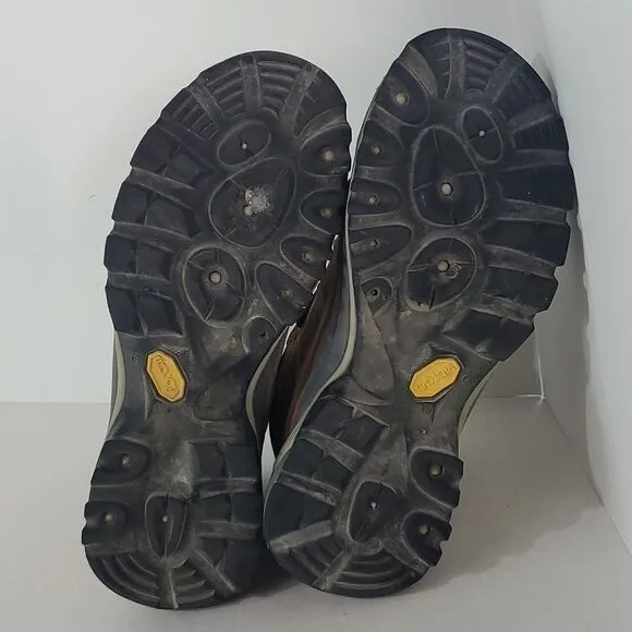 Vasque Men's Hiking Boots 7442 M 04 Vibram Soles Men's Size 7.5M