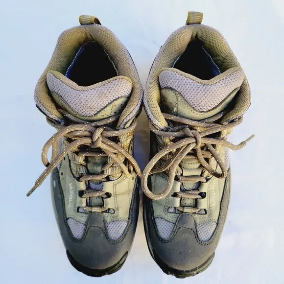 Vasque Women's Leather GTX Trail Hiking Boots Shoes - size 9.5