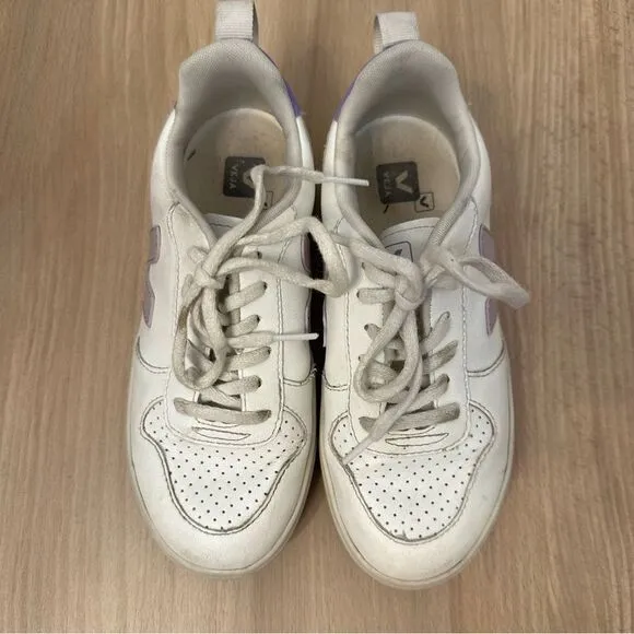 Veja Sneakers Tennis Shoes