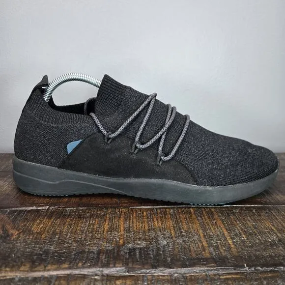 Vessi Cityscape Classic Mens Size 10 Lace Up Waterproof Shoes Sneakers Black