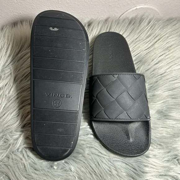 VINCE Women's Watley Woven EVA Sandal Black Woven Slide Sandals Size W8/M6
