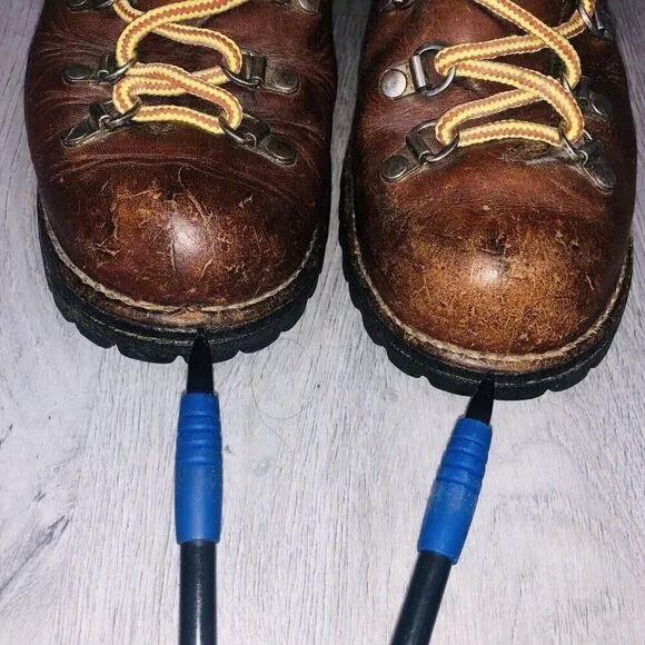 Vintage Danner Sz 7.5 A Mountain Light Cascade Leather Hiking Boots Vibram 46490