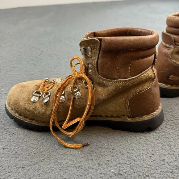 VTG Kinney Colorado Mountaineering Hiking Boots Womens 8.5 Made in Italy