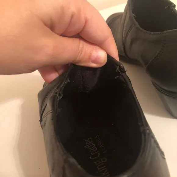 WALKING Cradles leather Black Round Toe Shoes