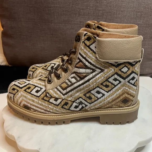 Weavers Alaska Unique Handmade Boots Size EU 39/9 Women’s