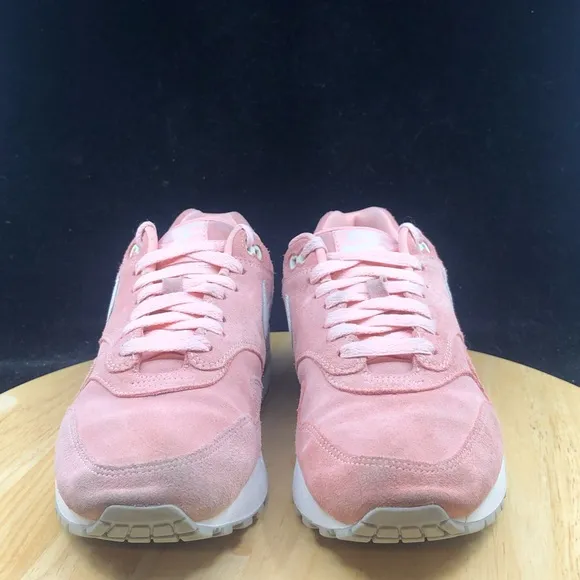 WMNS Nike Air Max 1 Nike ID Women's Running Shoes, 943757 900 Size 8 Pink