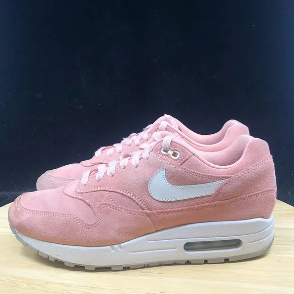 WMNS Nike Air Max 1 Nike ID Women's Running Shoes, 943757 900 Size 8 Pink