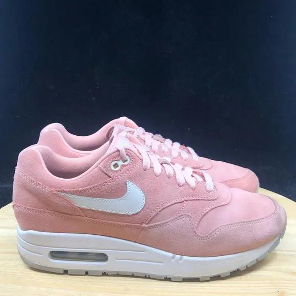 WMNS Nike Air Max 1 Nike ID Women's Running Shoes, 943757 900 Size 8 Pink