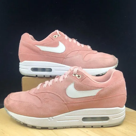 WMNS Nike Air Max 1 Nike ID Women's Running Shoes, 943757 900 Size 8 Pink