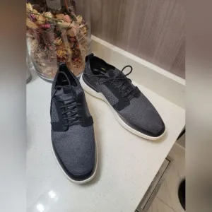 Wolf and Shepherd Swiftknit shoes Men's 9