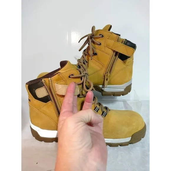 Wolverine Steel Cap safety waterproof tan leather boots Men 11 EW Woman 12.5