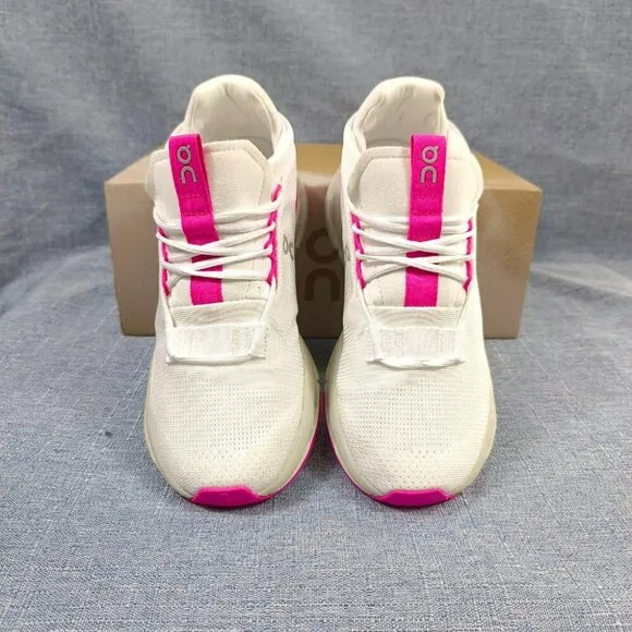 Women's Cloudnova Pink Running Shoes