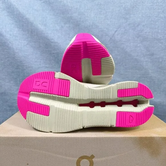 Women's Cloudnova Pink Running Shoes